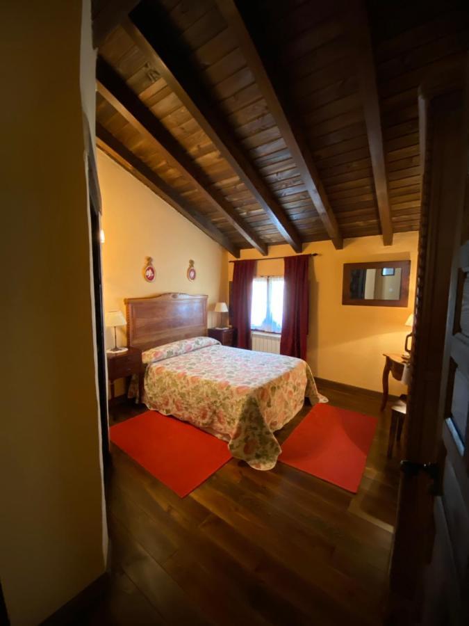 Casa Rural Dos Reales San Cristobal de Boedo Extérieur photo