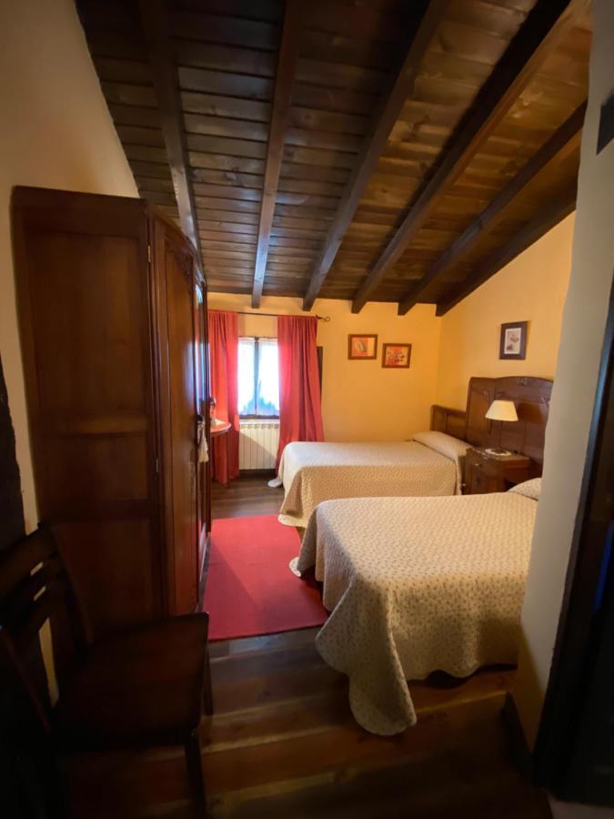 Casa Rural Dos Reales San Cristobal de Boedo Extérieur photo