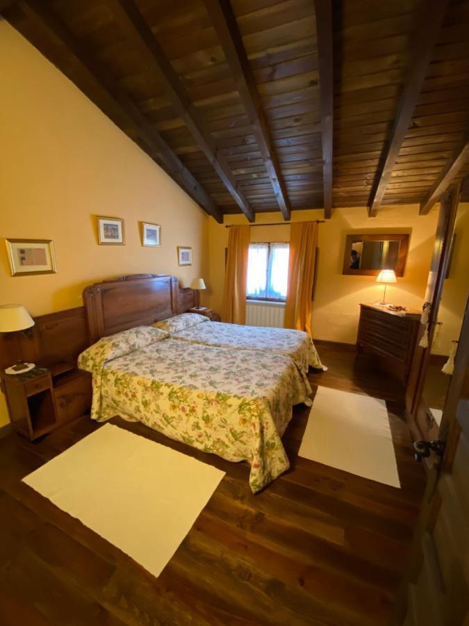 Casa Rural Dos Reales San Cristobal de Boedo Extérieur photo