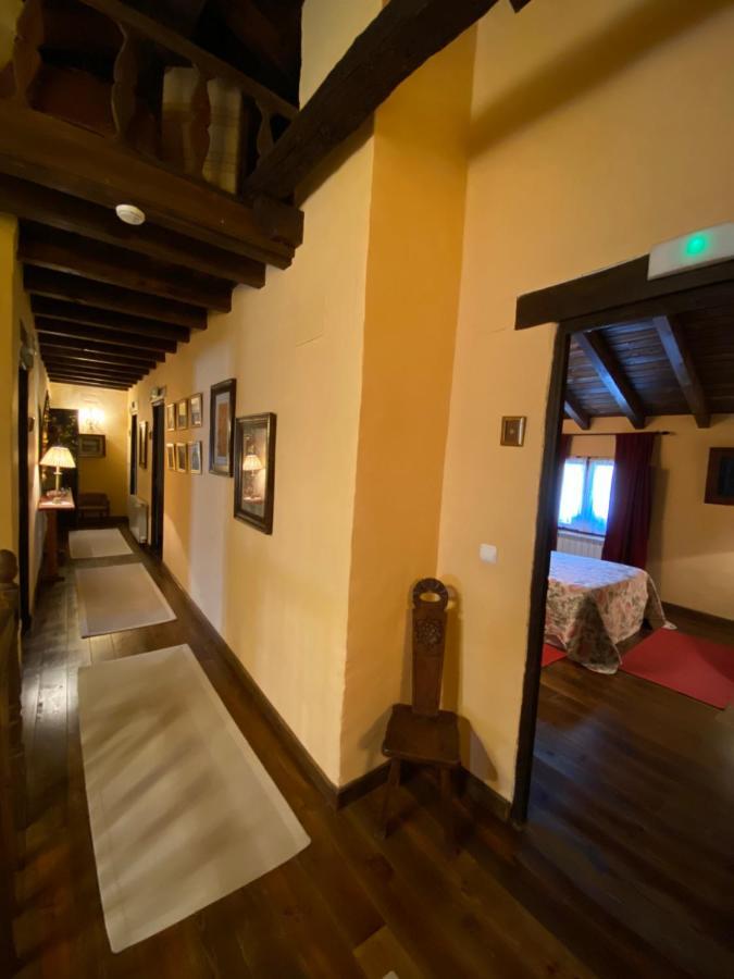 Casa Rural Dos Reales San Cristobal de Boedo Extérieur photo