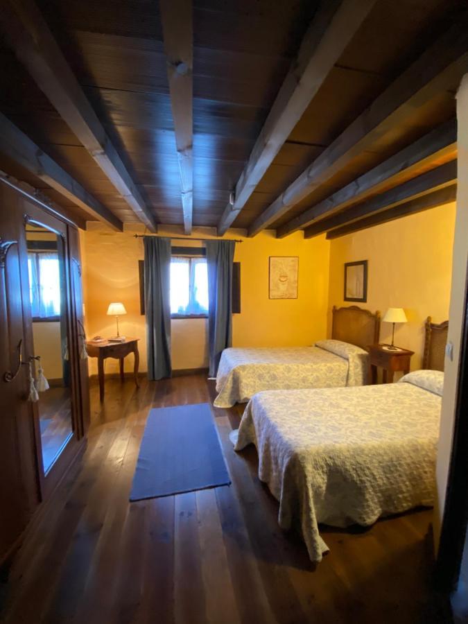 Casa Rural Dos Reales San Cristobal de Boedo Extérieur photo